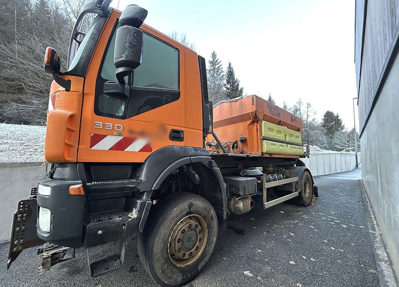 Trakker AD190T33WP 4x4 Trakker AD190T33WP 4x4, Winterdienstausstattung - شاحنة ذات خطاف: صورة 2 Trakker AD190T33WP 4x4 Trakker AD190T33WP 4x4, Winterdienstausstattung - شاحنة ذات خطاف: صورة 2