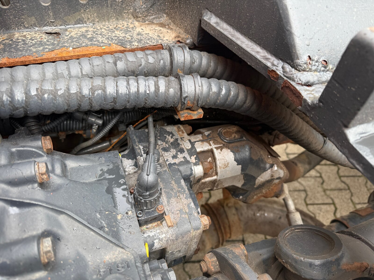 Trakker AT190T33W/P 4x4 Trakker AT190T33W/P 4x4, Winterdienstausstattung - شاحنة ذات خطاف: صورة 2 Trakker AT190T33W/P 4x4 Trakker AT190T33W/P 4x4, Winterdienstausstattung - شاحنة ذات خطاف: صورة 2