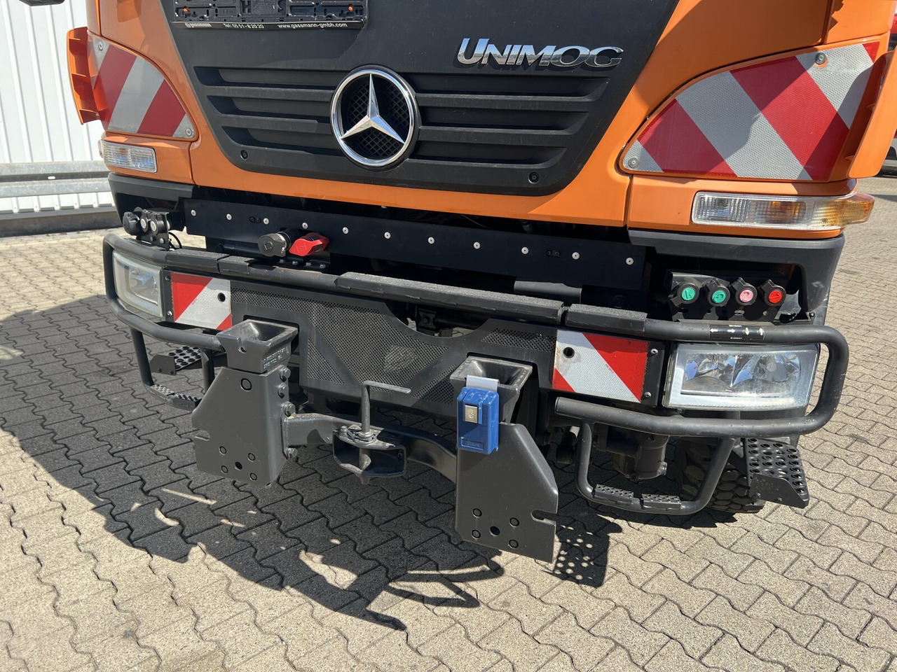 Unimog U 20 U405/70 4x4 U 20 U405/70 4x4, Kipper, Winterdienstplatte - شاحنة التوصيل: صورة 3 Unimog U 20 U405/70 4x4 U 20 U405/70 4x4, Kipper, Winterdienstplatte - شاحنة التوصيل: صورة 3