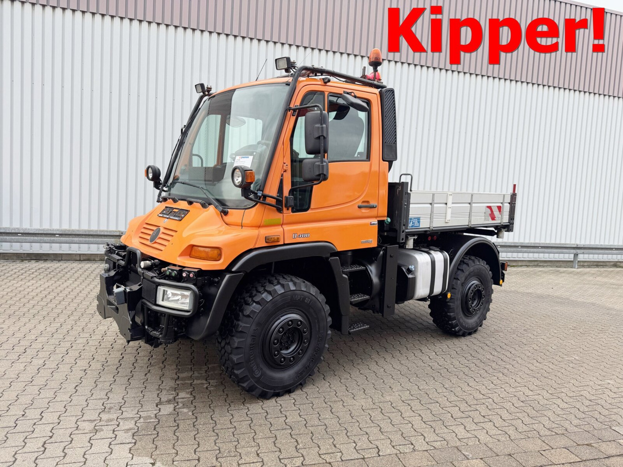 Unimog U 400 405/12 4x4 U 400 405/12 4x4, Kipper, Kommunalhydraulik, VarioPilot, Zapfwelle - شاحنة التوصيل: صورة 1 Unimog U 400 405/12 4x4 U 400 405/12 4x4, Kipper, Kommunalhydraulik, VarioPilot, Zapfwelle - شاحنة التوصيل: صورة 1