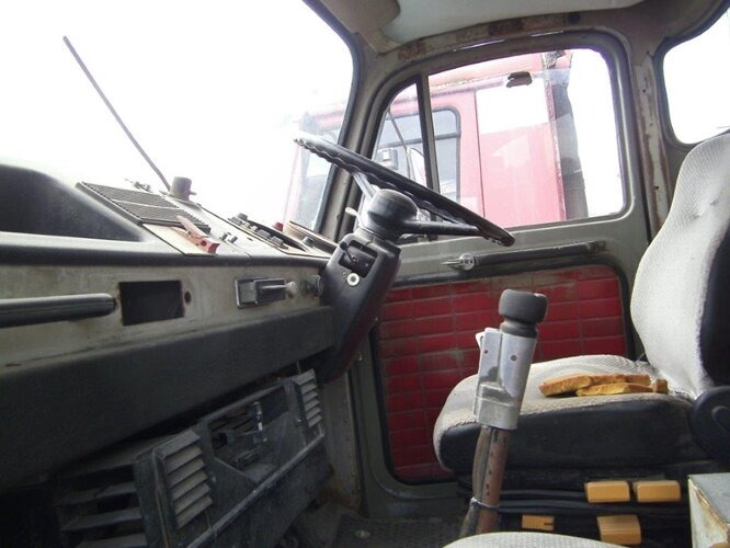 V5 4x2 Saurer V5 4x2 - شاحنة قلاب: صورة 4 V5 4x2 Saurer V5 4x2 - شاحنة قلاب: صورة 4