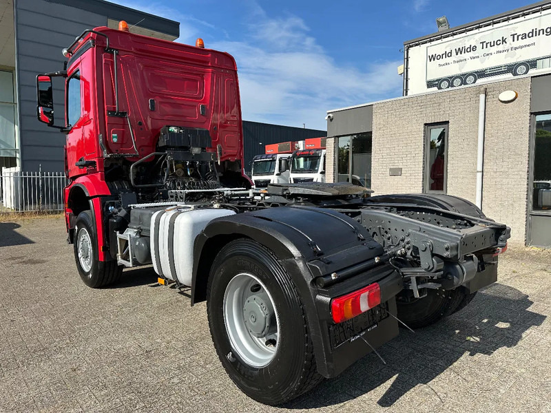 Mercedes-Benz Arocs 1824 4x4 ALLROAD + KIPPER HYDRAULIC + 334.231 KM + SPRING / SPRING + EURO 6 - وحدة جر: صورة 3 Mercedes-Benz Arocs 1824 4x4 ALLROAD + KIPPER HYDRAULIC + 334.231 KM + SPRING / SPRING + EURO 6 - وحدة جر: صورة 3