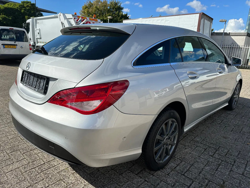 Mercedes-Benz CLA-Klasse 200 D - SHOOTING BRAKE + STANDKLIMA + NAVI - سيارة: صورة 5 Mercedes-Benz CLA-Klasse 200 D - SHOOTING BRAKE + STANDKLIMA + NAVI - سيارة: صورة 5