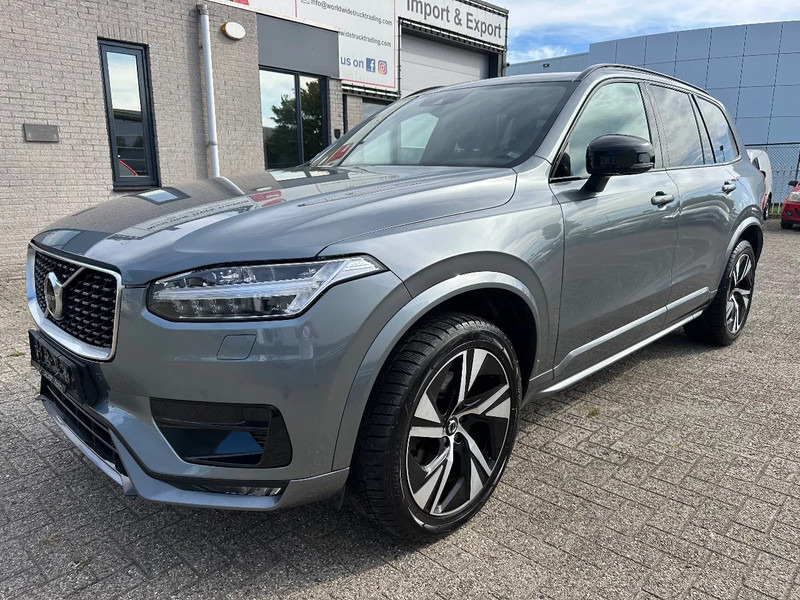 Volvo XC90 B5 AWD + R-DESIGN + FULL LEATHER + 360 CAMERA + NAVI + AHK + HARMAN KARDON - سيارة دفع رباعي: صورة 1 Volvo XC90 B5 AWD + R-DESIGN + FULL LEATHER + 360 CAMERA + NAVI + AHK + HARMAN KARDON - سيارة دفع رباعي: صورة 1