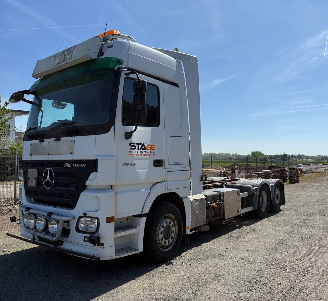 MERCEDES-BENZ Actros 2548L - شاحنة هيكل كابينة: صورة 2 MERCEDES-BENZ Actros 2548L - شاحنة هيكل كابينة: صورة 2