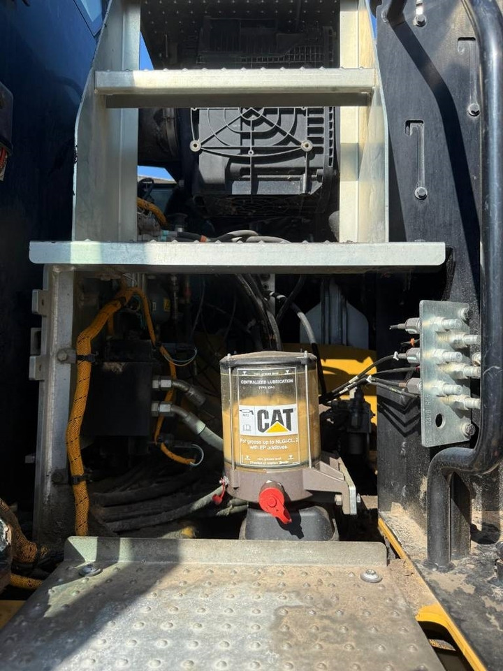 حفارة دولاب CAT M 316F: صورة 20 حفارة دولاب CAT M 316F: صورة 20