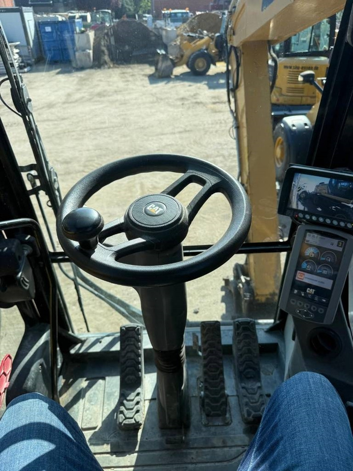 حفارة دولاب CAT M 316F: صورة 28 حفارة دولاب CAT M 316F: صورة 28