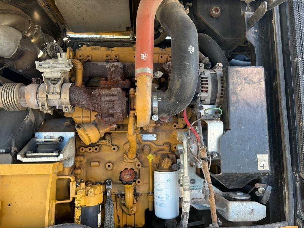 حفارة دولاب CAT M 316F: صورة 16 حفارة دولاب CAT M 316F: صورة 16