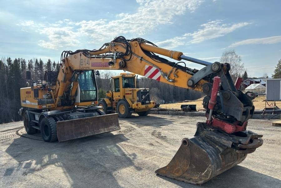 Liebherr A 914 Litronic A2-PL Tiltrotator 30Km/h - حفارة دولاب: صورة 4 Liebherr A 914 Litronic A2-PL Tiltrotator 30Km/h - حفارة دولاب: صورة 4