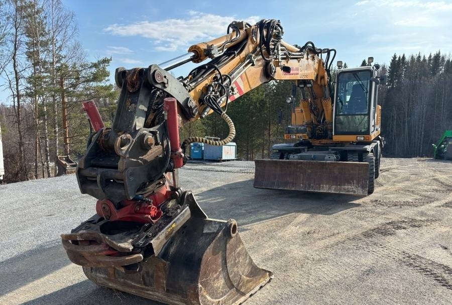 Liebherr A 914 Litronic A2-PL Tiltrotator 30Km/h - حفارة دولاب: صورة 5 Liebherr A 914 Litronic A2-PL Tiltrotator 30Km/h - حفارة دولاب: صورة 5