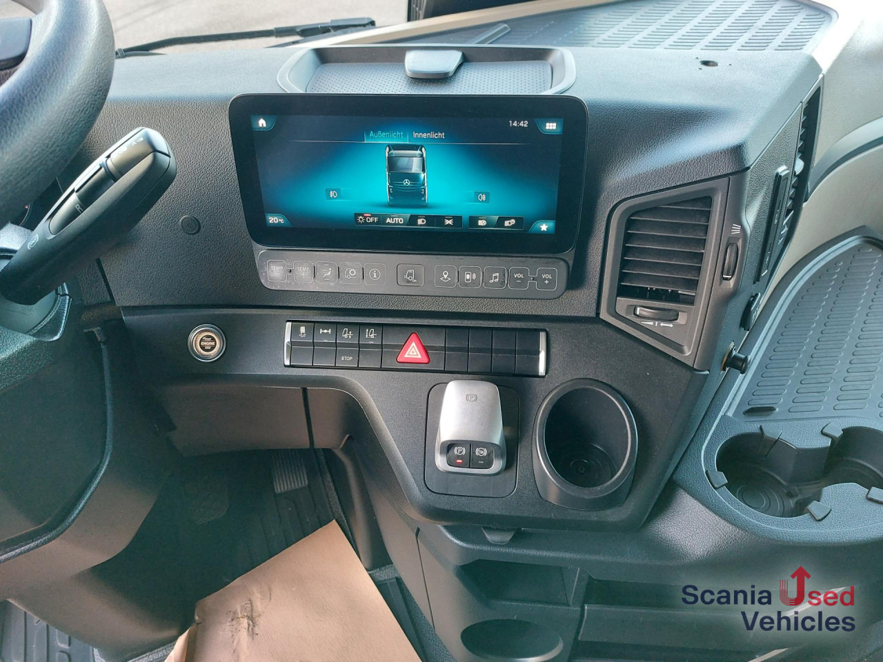 MERCEDES-BENZ 1845L Edscha - NUR KOMPLETT m. ANH.!!! - شاحنة ستارة: صورة 3 MERCEDES-BENZ 1845L Edscha - NUR KOMPLETT m. ANH.!!! - شاحنة ستارة: صورة 3