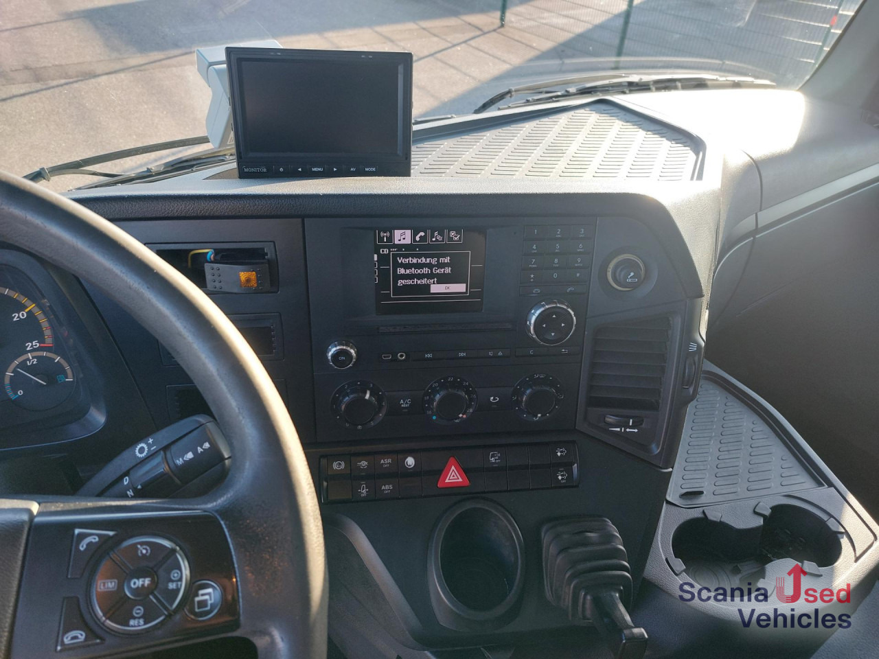 MERCEDES-BENZ Arocs 4142K Abroll Kipper HIAB XR26S51 / AP-Achsen - شاحنة قلاب: صورة 4 MERCEDES-BENZ Arocs 4142K Abroll Kipper HIAB XR26S51 / AP-Achsen - شاحنة قلاب: صورة 4