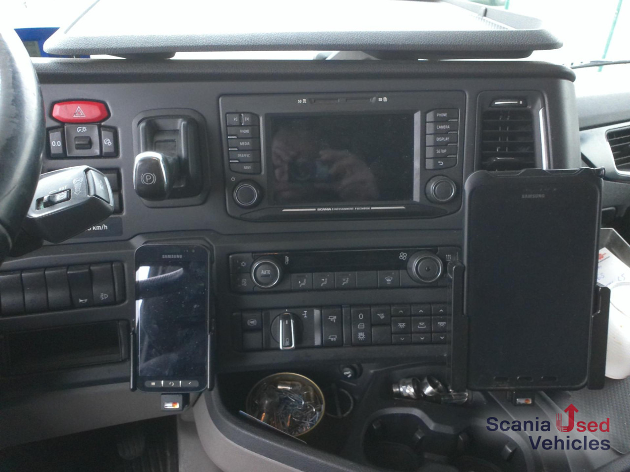 SCANIA R 410 A4x2LA LNG - وحدة جر: صورة 3 SCANIA R 410 A4x2LA LNG - وحدة جر: صورة 3