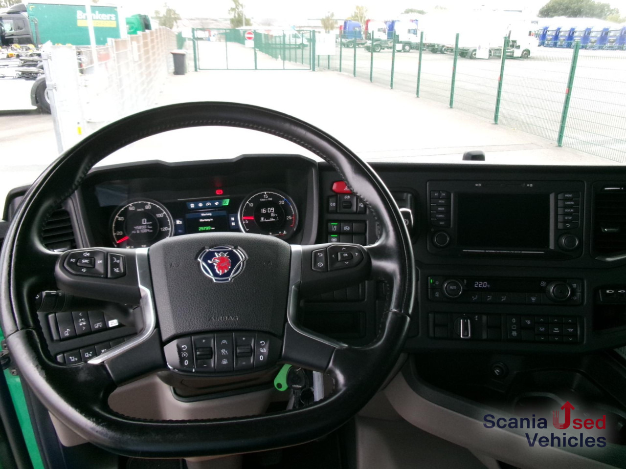 SCANIA R 450 A4x2EB 2 Tanks Standklima TOP!!! - وحدة جر: صورة 2 SCANIA R 450 A4x2EB 2 Tanks Standklima TOP!!! - وحدة جر: صورة 2