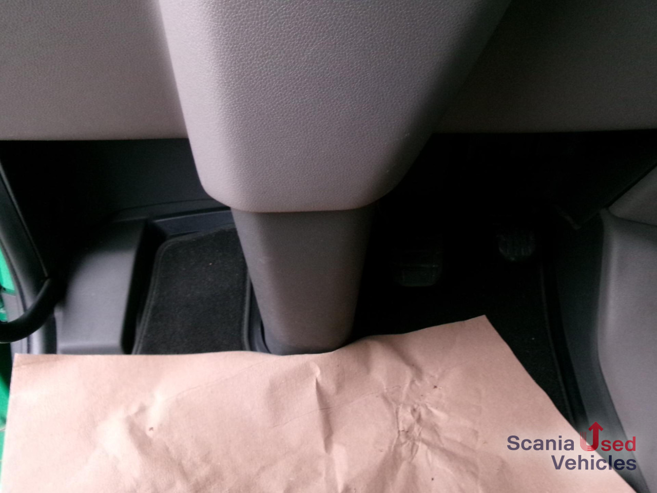SCANIA R 450 A4x2EB 2 Tanks Standklima TOP!!! - وحدة جر: صورة 4 SCANIA R 450 A4x2EB 2 Tanks Standklima TOP!!! - وحدة جر: صورة 4