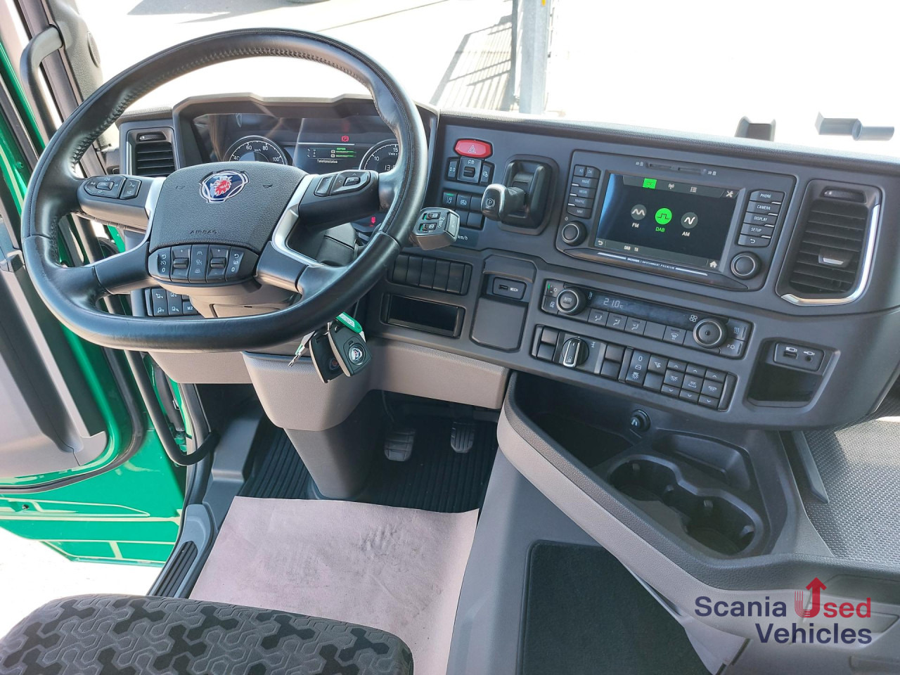 SCANIA R 450 A4x2EB Volumen Mega Jumbo DAB Standklima - وحدة جر: صورة 2 SCANIA R 450 A4x2EB Volumen Mega Jumbo DAB Standklima - وحدة جر: صورة 2