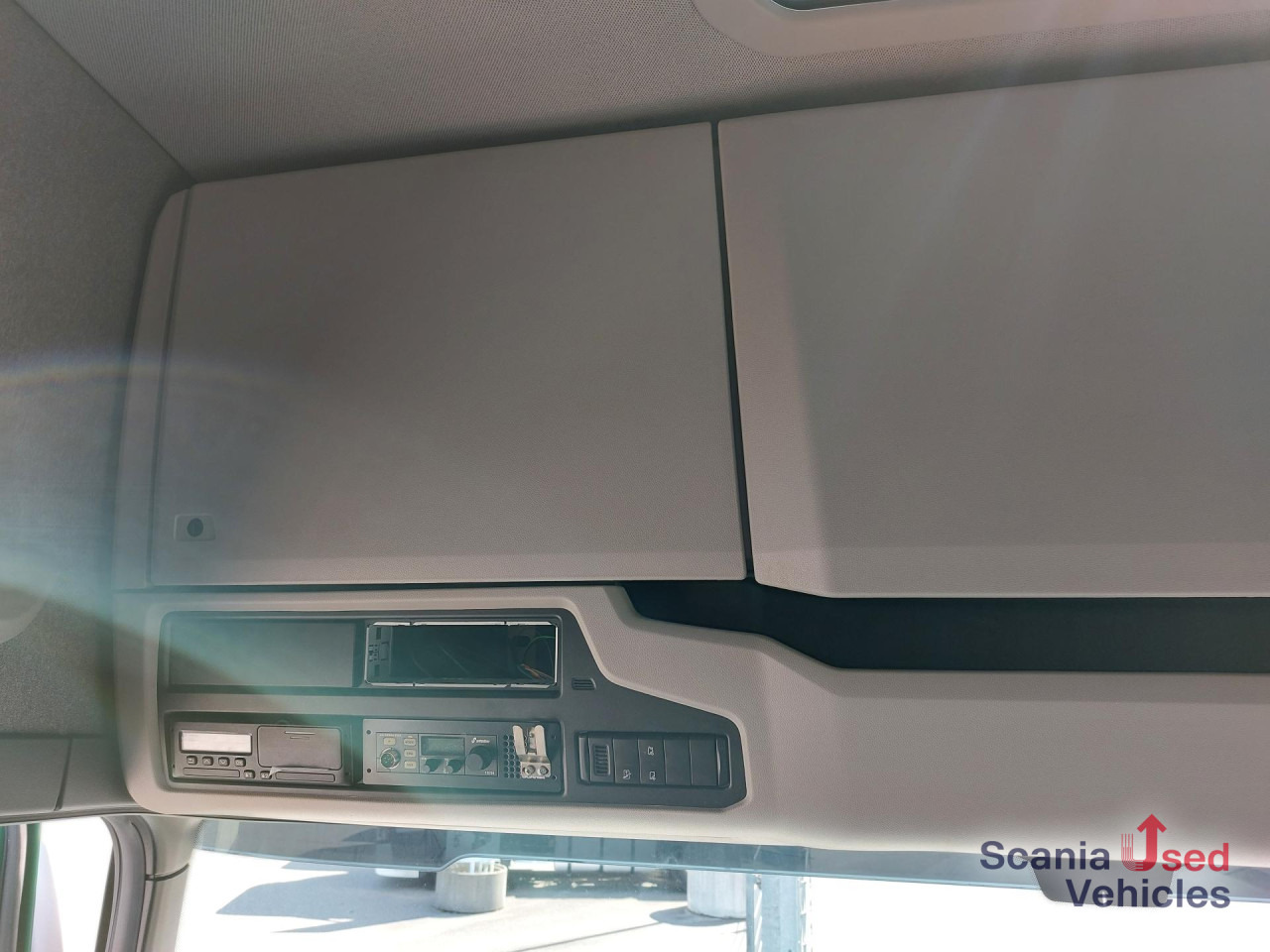 SCANIA R 450 A4x2EB Volumen Mega Jumbo DAB Standklima - وحدة جر: صورة 3 SCANIA R 450 A4x2EB Volumen Mega Jumbo DAB Standklima - وحدة جر: صورة 3