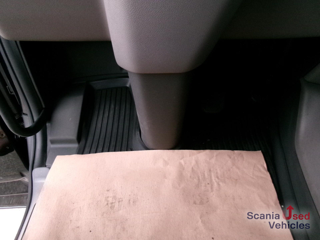 SCANIA R 450 A4x2NA - وحدة جر: صورة 4 SCANIA R 450 A4x2NA - وحدة جر: صورة 4