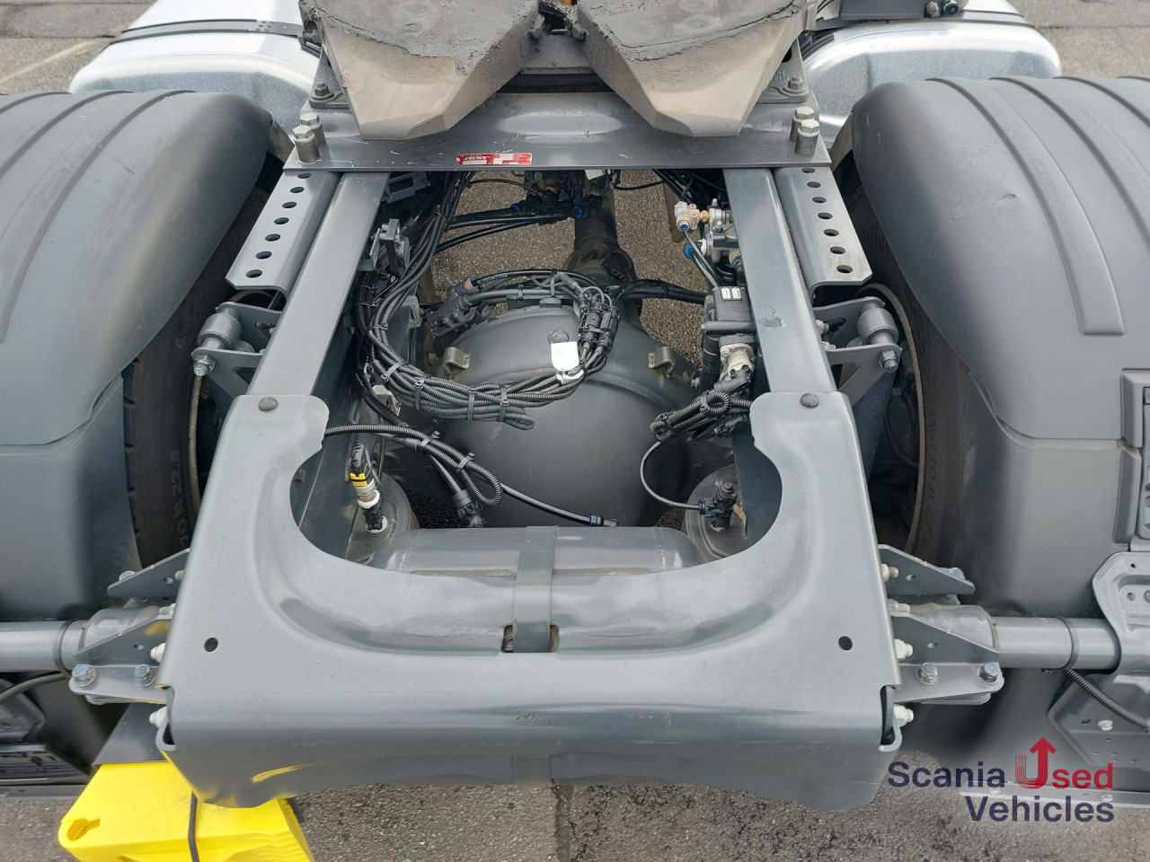 SCANIA R 460 A4x2NA,SUPER, 2 Kreis Hydraulik, NAVI, Stand - وحدة جر: صورة 2 SCANIA R 460 A4x2NA,SUPER, 2 Kreis Hydraulik, NAVI, Stand - وحدة جر: صورة 2