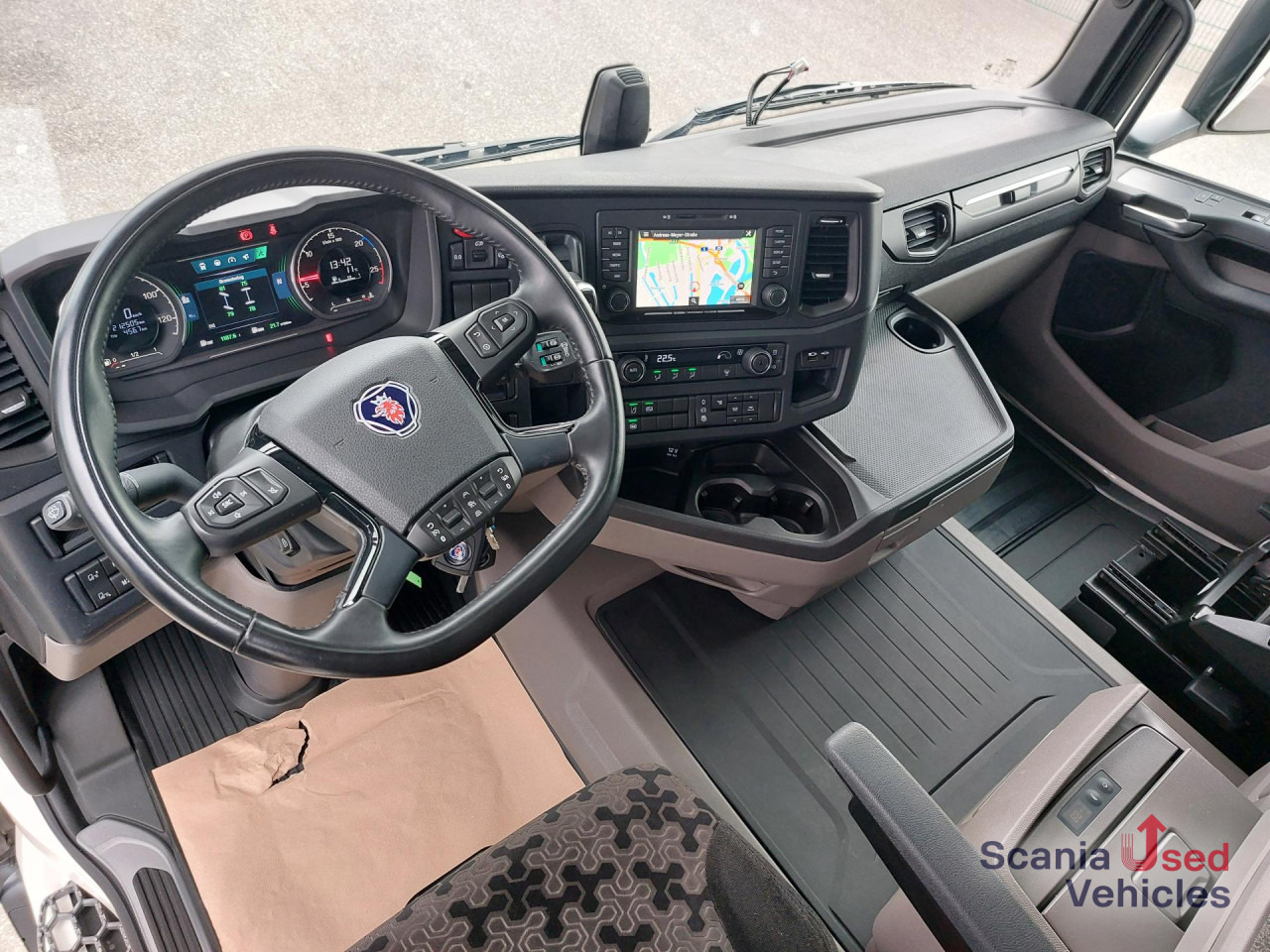 SCANIA R 460 A4x2NA, SUPER, Navi, Standklima - وحدة جر: صورة 3 SCANIA R 460 A4x2NA, SUPER, Navi, Standklima - وحدة جر: صورة 3