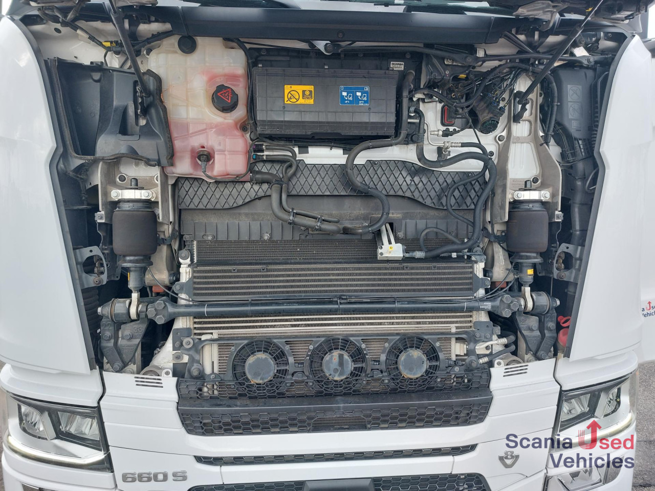 SCANIA S 660 A4x2NB Hydraulik, Vollluftfederung, ADR-FL - وحدة جر: صورة 5 SCANIA S 660 A4x2NB Hydraulik, Vollluftfederung, ADR-FL - وحدة جر: صورة 5