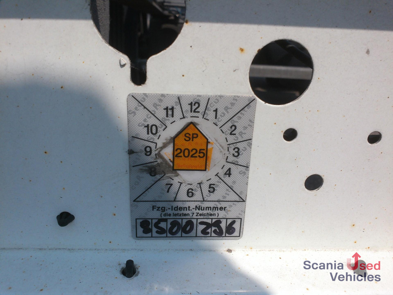 SCHMITZ SCB *C2 Zentral-Achs-Anhänger - عربة مقطورة: صورة 2 SCHMITZ SCB *C2 Zentral-Achs-Anhänger - عربة مقطورة: صورة 2