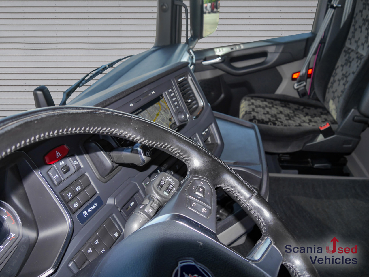SCANIA R 410 B6x2*4NB - Pritsche / Plane / Hecktüren - - شاحنة ستارة: صورة 4 SCANIA R 410 B6x2*4NB - Pritsche / Plane / Hecktüren - - شاحنة ستارة: صورة 4
