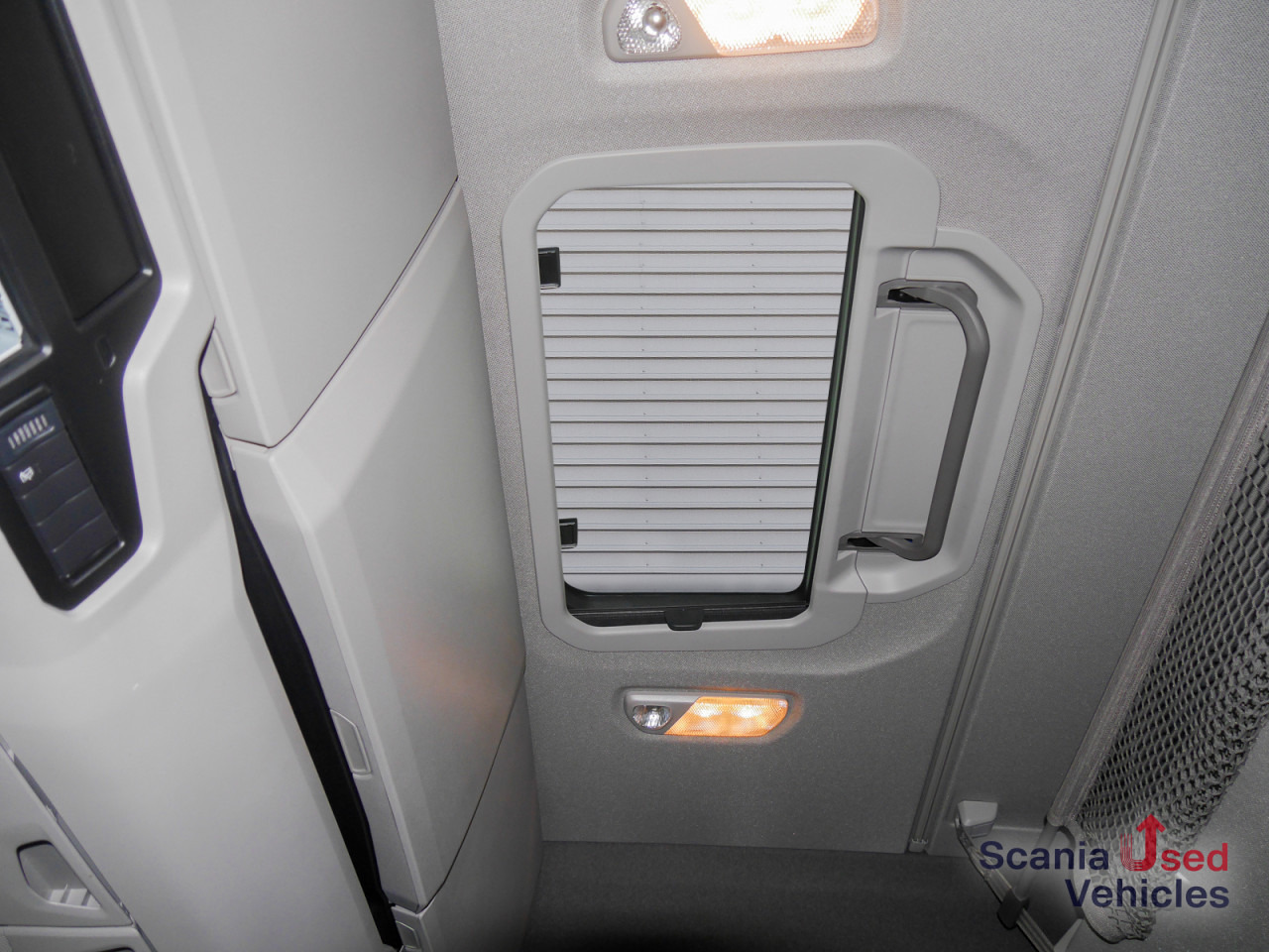 SCANIA R 460 A4x2NA - SUPER - - وحدة جر: صورة 2 SCANIA R 460 A4x2NA - SUPER - - وحدة جر: صورة 2