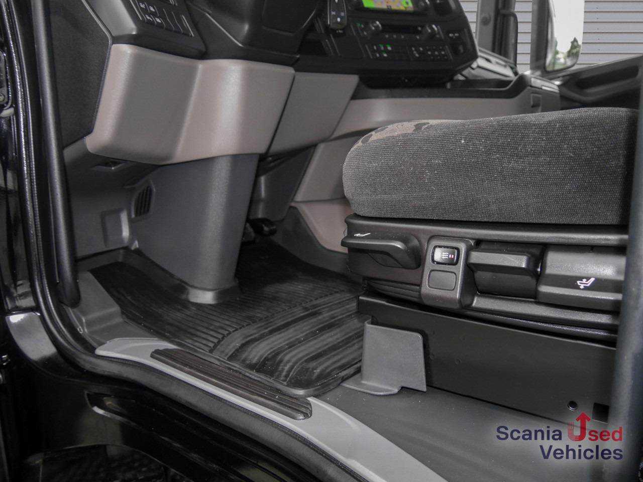 SCANIA R 460 A4x2NA - SUPER - - وحدة جر: صورة 3 SCANIA R 460 A4x2NA - SUPER - - وحدة جر: صورة 3