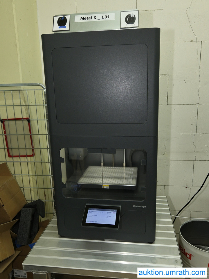 Markforged Metal X Metal X Metal-3D-Printing farm - آلات الطباعة: صورة 2 Markforged Metal X Metal X Metal-3D-Printing farm - آلات الطباعة: صورة 2