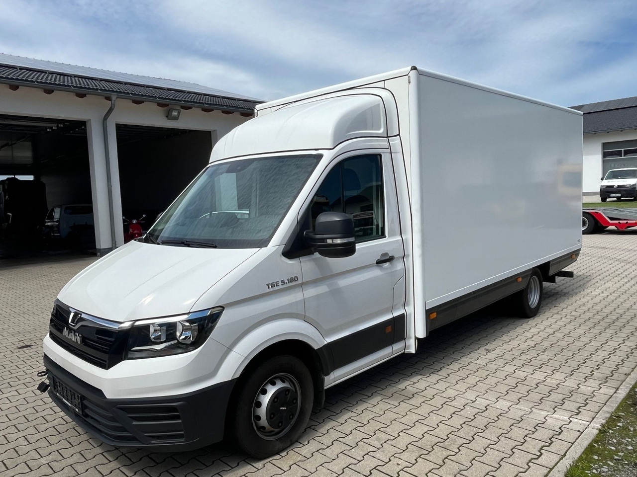 MAN TGE 5.180 RKB Koffer Turboladerschaden - شاحنة مغلقة الصندوق: صورة 1 MAN TGE 5.180 RKB Koffer Turboladerschaden - شاحنة مغلقة الصندوق: صورة 1