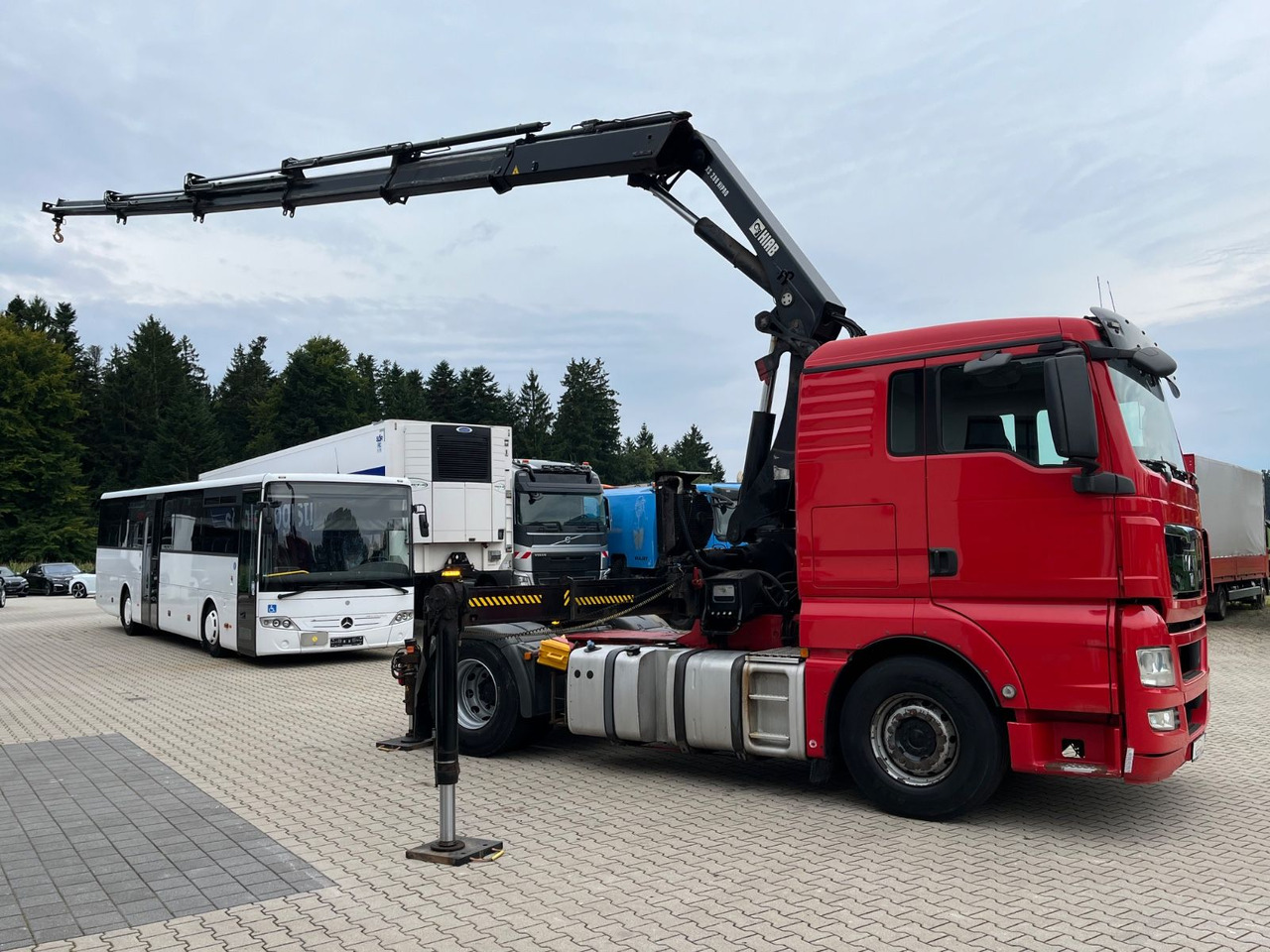 MAN TGX 18.400 mit Kran HIAB 288E P-5 HIPRO - وحدة جر: صورة 3 MAN TGX 18.400 mit Kran HIAB 288E P-5 HIPRO - وحدة جر: صورة 3