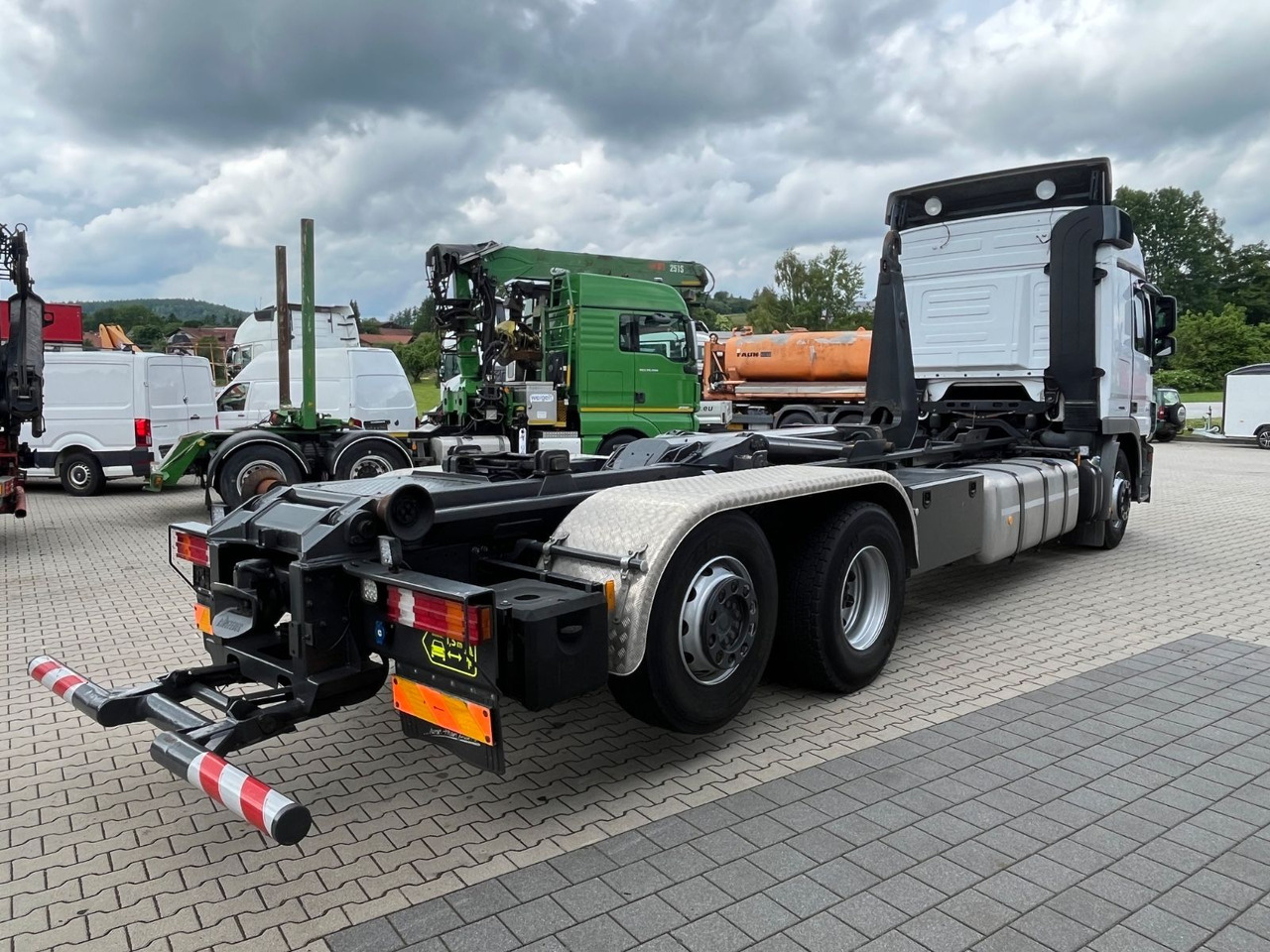 شاحنة ذات خطاف Mercedes-Benz Actros 2544 MP3 Abrollkipper original 84.000KM: صورة 7