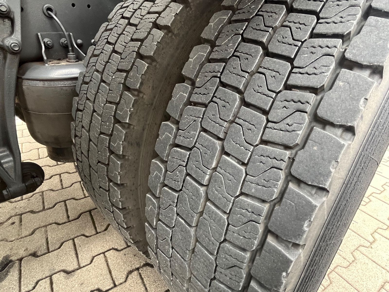 شاحنة ذات خطاف Mercedes-Benz Actros 2544 MP3 Abrollkipper original 84.000KM: صورة 20