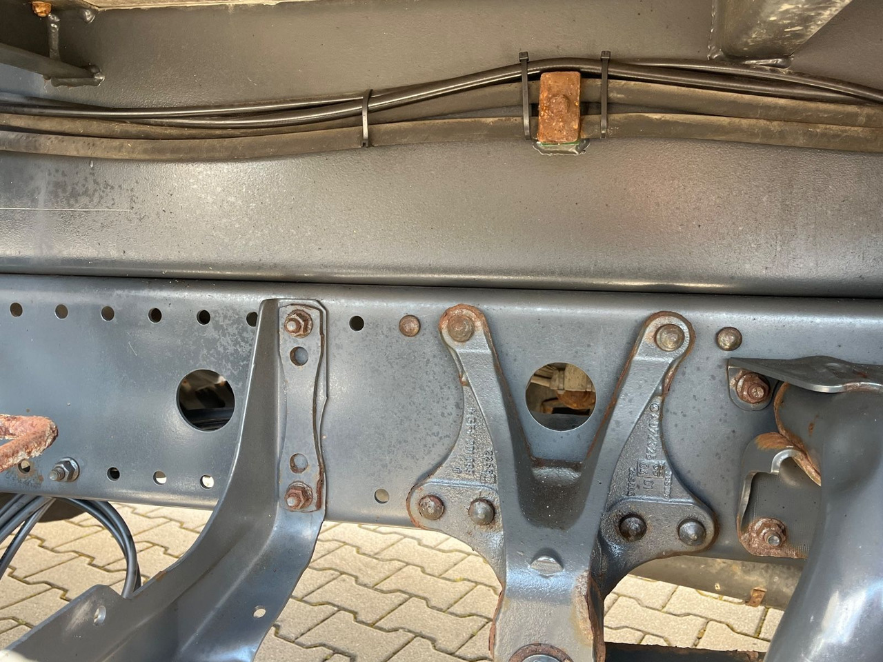 منصة تلسكوبية محمولة على شاحنة Mercedes-Benz Atego 816 ESDA TG 1800 Steiger 1000V isoliert: صورة 18 منصة تلسكوبية محمولة على شاحنة Mercedes-Benz Atego 816 ESDA TG 1800 Steiger 1000V isoliert: صورة 18