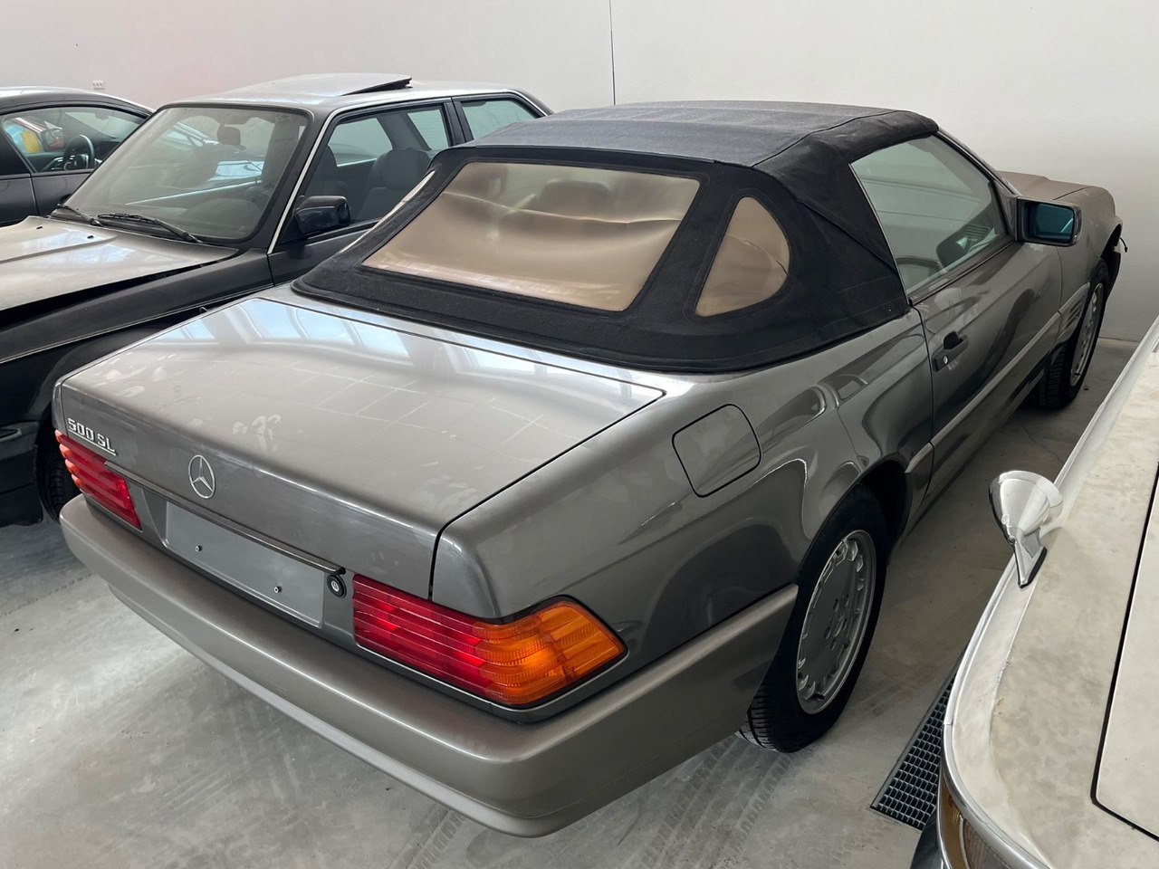 Mercedes-Benz SL 500 Deutsches Farhzeug aus 1. Hand ca. 60Tkm - كابريوليه: صورة 2 Mercedes-Benz SL 500 Deutsches Farhzeug aus 1. Hand ca. 60Tkm - كابريوليه: صورة 2