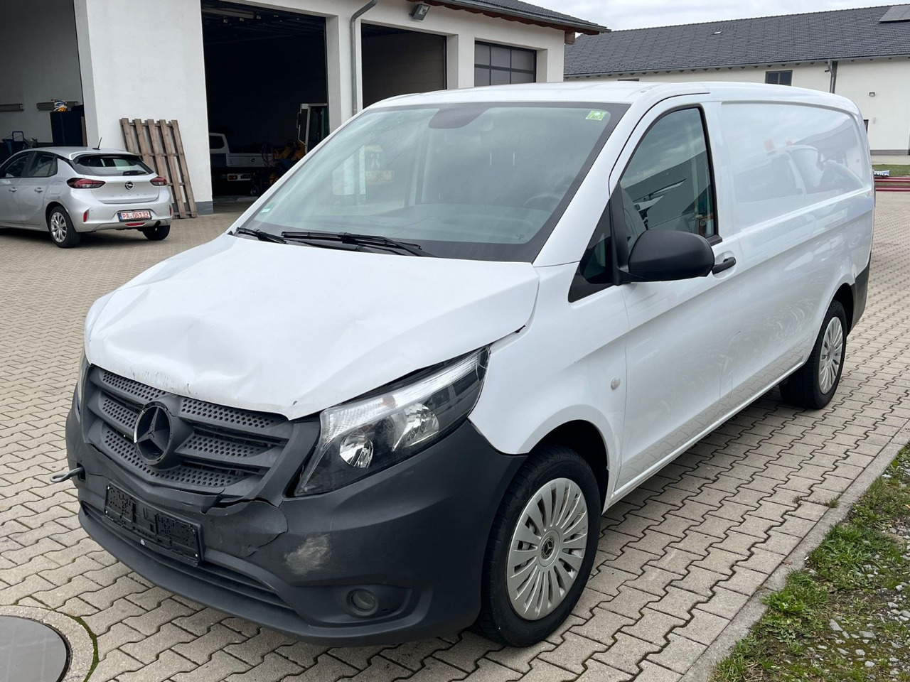 Mercedes-Benz Vito 116CDI 53384KM - فان المدمجة: صورة 4 Mercedes-Benz Vito 116CDI 53384KM - فان المدمجة: صورة 4