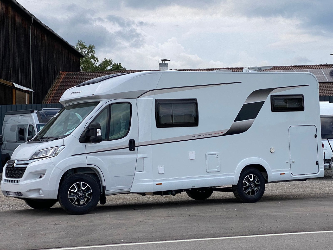 Hobby Optima Ontour Edition V65 GE Navi Markise SAT - موتر هوم شبه متكامل: صورة 4 Hobby Optima Ontour Edition V65 GE Navi Markise SAT - موتر هوم شبه متكامل: صورة 4