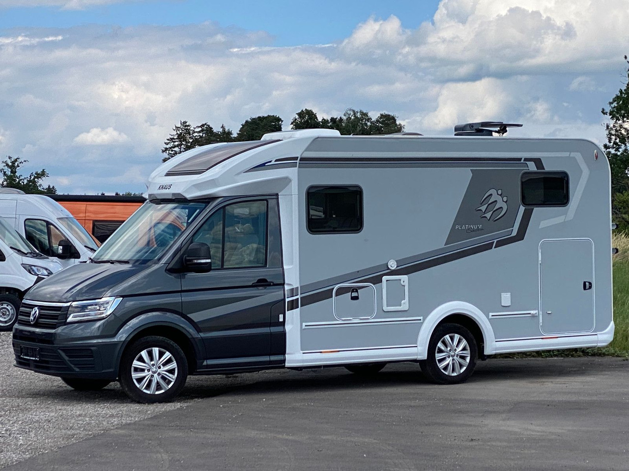 Knaus Van TI PLUS Platinium Selection 650 MEG,Automat - موتر هوم شبه متكامل: صورة 3 Knaus Van TI PLUS Platinium Selection 650 MEG,Automat - موتر هوم شبه متكامل: صورة 3