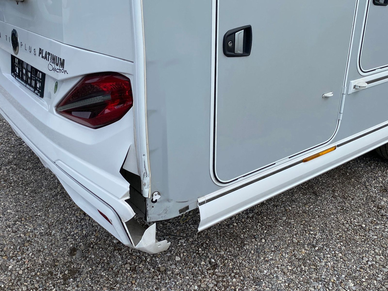 Knaus Van TI PLUS Platinium Selection 650 MEG,Automat - موتر هوم شبه متكامل: صورة 3 Knaus Van TI PLUS Platinium Selection 650 MEG,Automat - موتر هوم شبه متكامل: صورة 3
