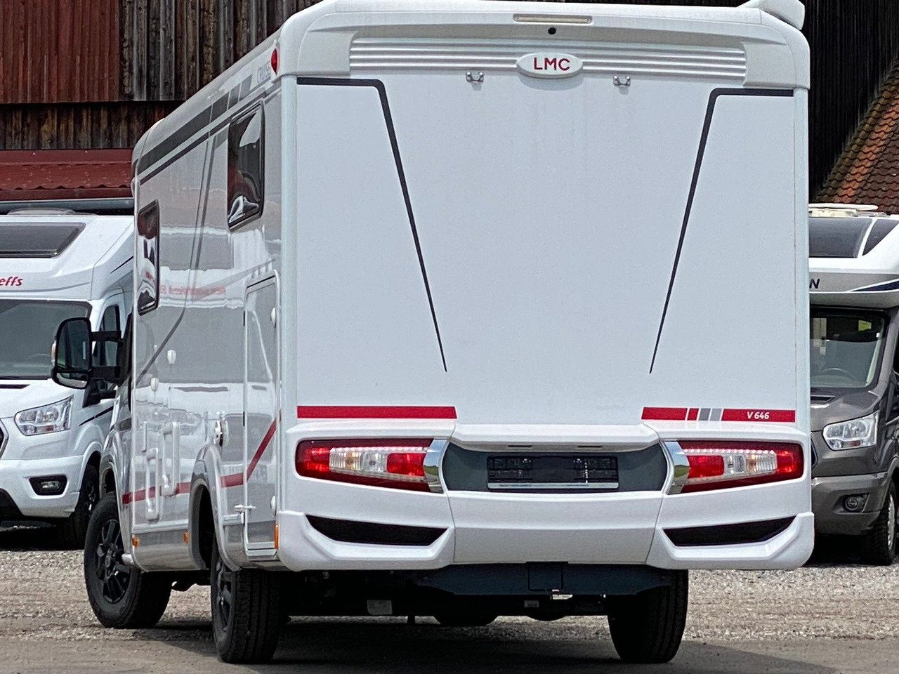 LMC Cruiser V 646 G, SAT, Navi, Sondermodell,16 Zoll - موتر هوم شبه متكامل: صورة 5 LMC Cruiser V 646 G, SAT, Navi, Sondermodell,16 Zoll - موتر هوم شبه متكامل: صورة 5