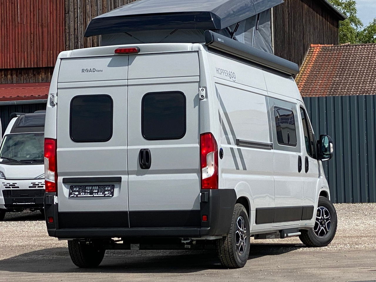 LMC INNOVAN 600 ,Aufstelldach,Automatik,25 Modell - كرفان فان: صورة 5 LMC INNOVAN 600 ,Aufstelldach,Automatik,25 Modell - كرفان فان: صورة 5