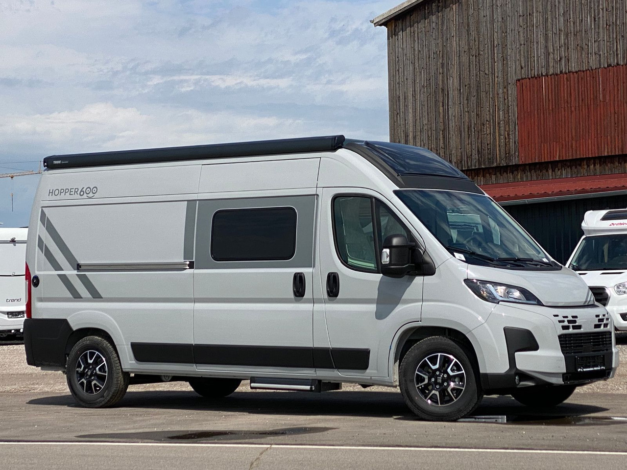 LMC INNOVAN 600 ,Dieselheizung,Modell 25,Automatik - كرفان فان: صورة 4 LMC INNOVAN 600 ,Dieselheizung,Modell 25,Automatik - كرفان فان: صورة 4