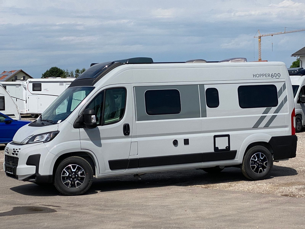 LMC INNOVAN 600 ,Dieselheizung,Modell 25 Skyroof - كرفان فان: صورة 2 LMC INNOVAN 600 ,Dieselheizung,Modell 25 Skyroof - كرفان فان: صورة 2