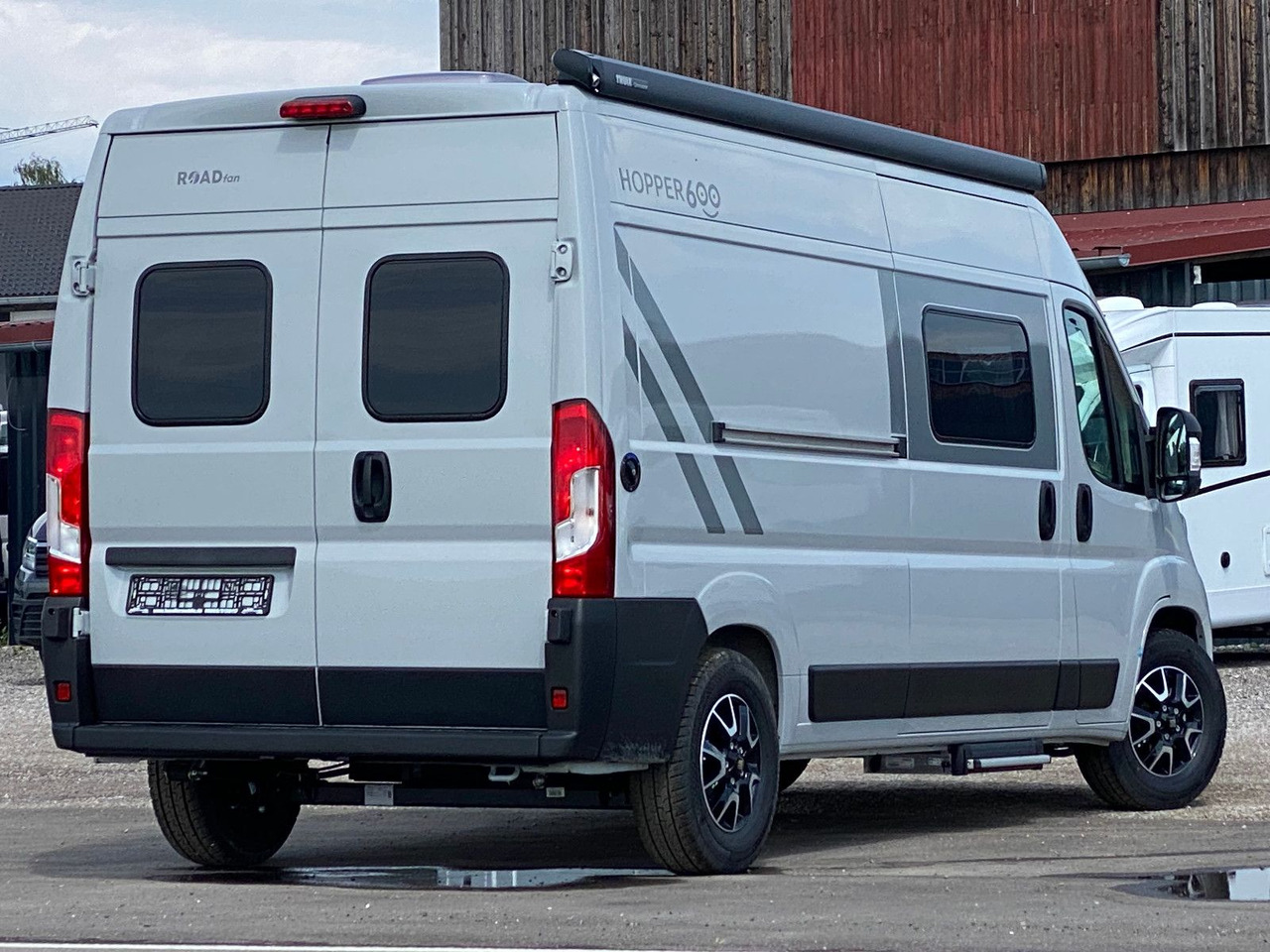 LMC INNOVAN 600 ,Dieselheizung,Modell 25 Skyroof - كرفان فان: صورة 5 LMC INNOVAN 600 ,Dieselheizung,Modell 25 Skyroof - كرفان فان: صورة 5