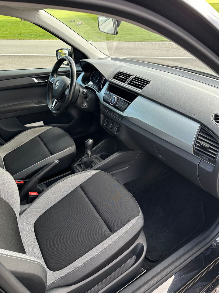 Skoda Fabia Combi Ambition - سيارة: صورة 5 Skoda Fabia Combi Ambition - سيارة: صورة 5