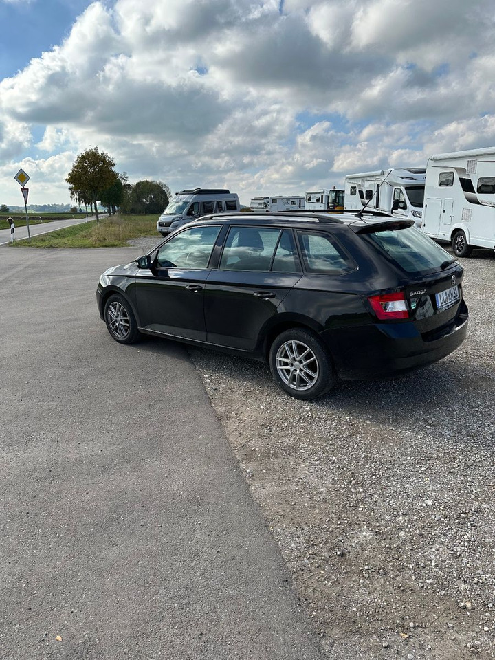 Skoda Fabia Combi Ambition - سيارة: صورة 2 Skoda Fabia Combi Ambition - سيارة: صورة 2