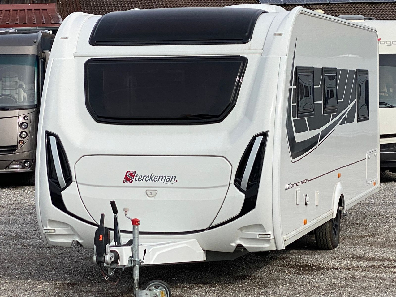 Sterckeman Alize Connect 560 CP, Quennsbett, Mover, Klima - كرفان سحب: صورة 2 Sterckeman Alize Connect 560 CP, Quennsbett, Mover, Klima - كرفان سحب: صورة 2