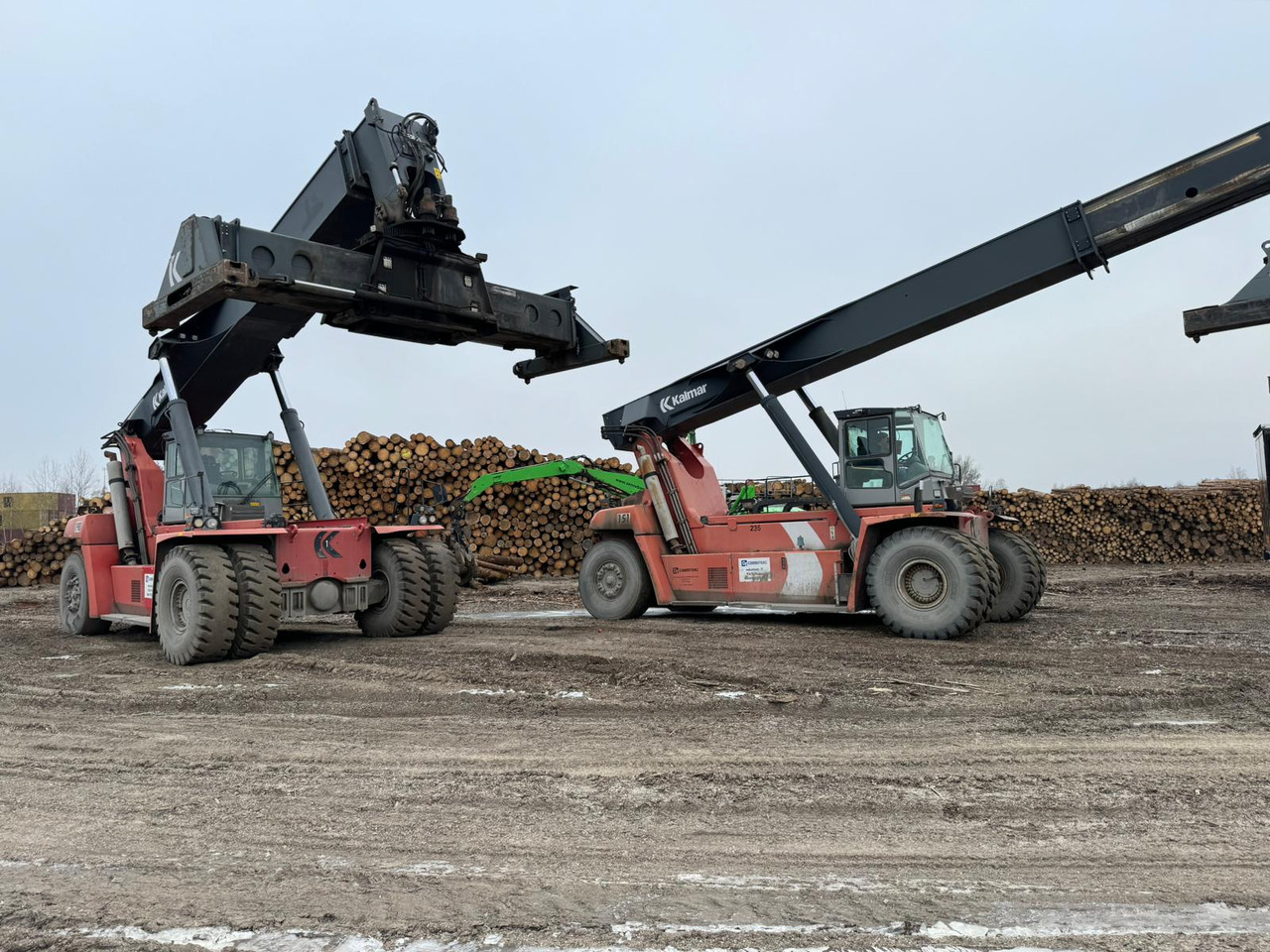 KALMAR DRF420-60S5 BJ: 2011 BStd: 23579h - مناولة الحاوية: صورة 5 KALMAR DRF420-60S5 BJ: 2011 BStd: 23579h - مناولة الحاوية: صورة 5