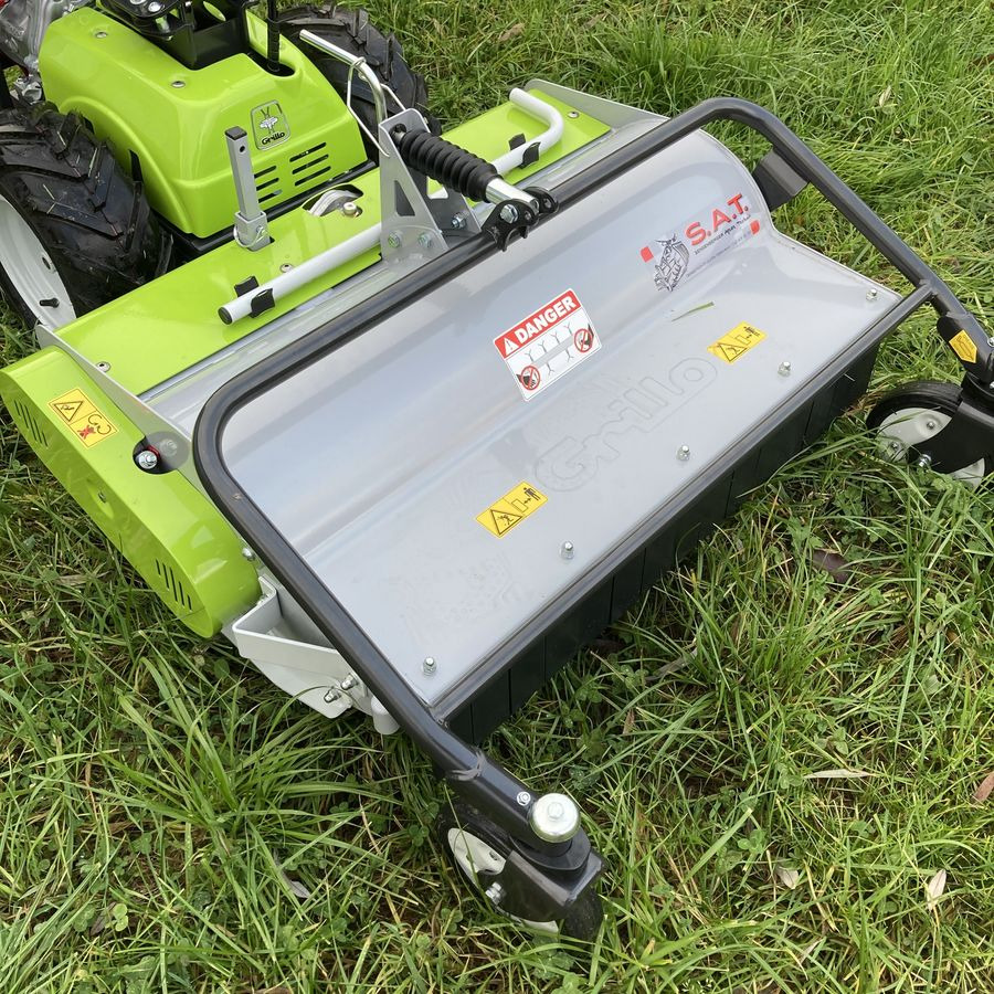 Grillo GH9 Hydrostatischer Wiesenmulcher - جزازة أعشاب الحدائق: صورة 2 Grillo GH9 Hydrostatischer Wiesenmulcher - جزازة أعشاب الحدائق: صورة 2